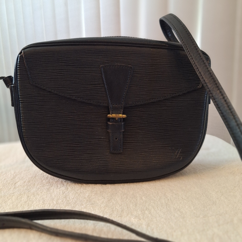 Louis Vuitton Jeune Fille - Picture 14 of 16